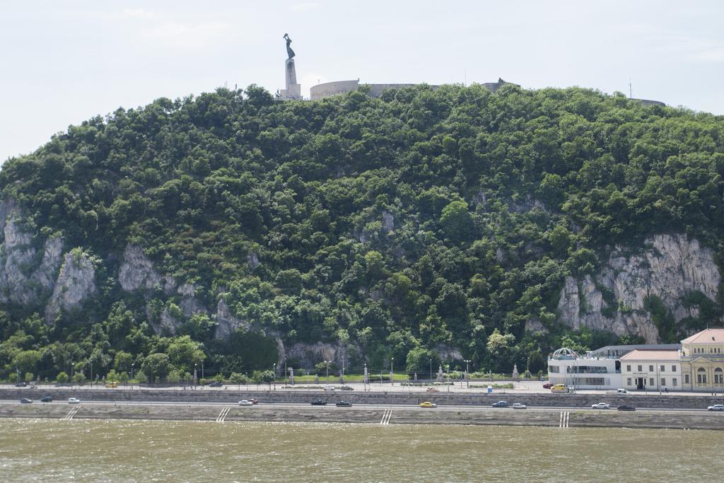 Riverside Flat With King Castle View Budapeşte Dış mekan fotoğraf